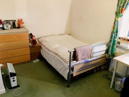 3 Bed / 1 Bath - Photo 1