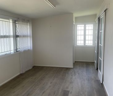 43 Rookwood Avenue, Coopers Plains, QLD 4108 - Photo 6