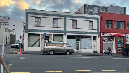 Character 3 Bedroom apartment - Photo 4