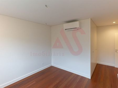 3 room luxury Flat for rent in Matosinhos, Distrito do Porto - Photo 5