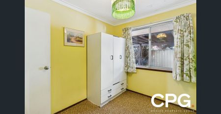 Character Plus - Pool, Patio and Park - Photo 4