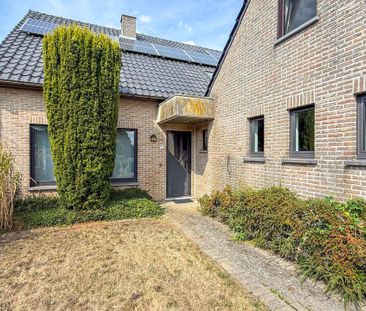 Ruime gezinswoning met 4 tot 5 slpkms en grote omheinde tuin! - Photo 5