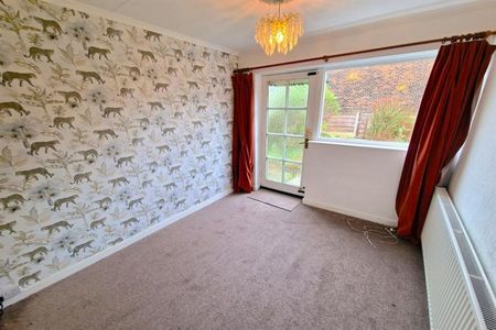 3 Bedroom Detached Available Arranging tenancy - Photo 2