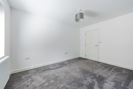 2 bed apartment to rent in Hemingway Court, Newcastle Upon Tyne, NE20 - Photo 2