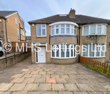 4 Bedroom Semi-Detached House for rent in Carr Manor Avenue - Photo 6