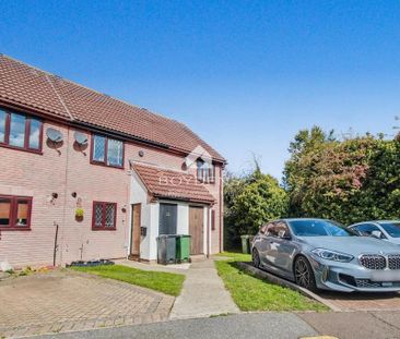 2 bedroom terraced house to rent - Photo 2