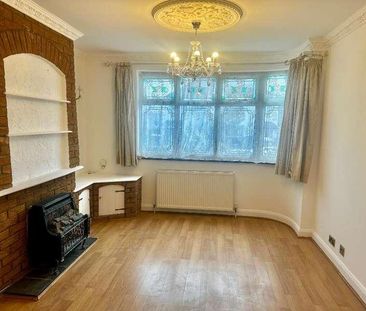 Lodge Crescent, Orpington, Kent, BR6 - Photo 2