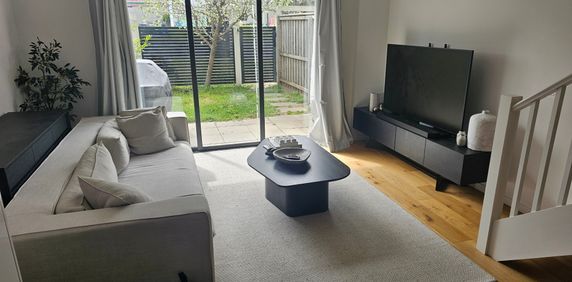 Keysborough - Photo 2