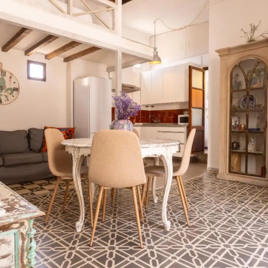 Piso de alquiler en Carrer de Ramon Llull, 6, Monti-Sion - Photo 1