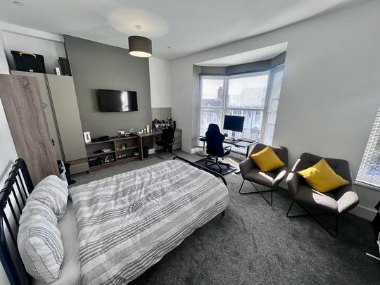 2 bedroom apartment to rent - Photo 1