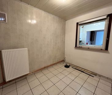 Gelijkvloersappartement met 2 slaapkamers en autostaanplaats te Leke - Photo 3