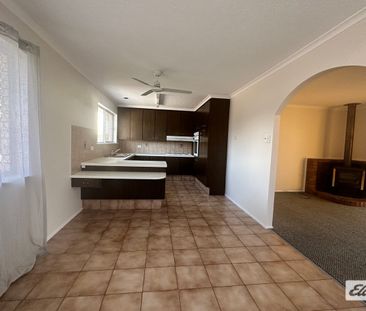 Spacious Home With 2 x Sheds - Photo 4