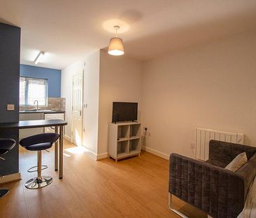 Studio to rent - Photo 6