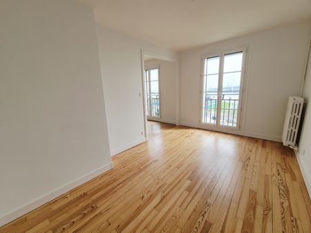 Location Appartement 4 pièces 100m² - Photo 2