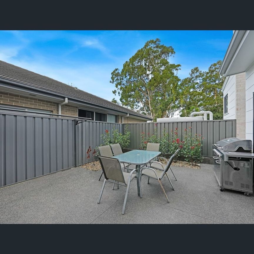 2/125 Crest Road, Albion Park, NSW 2527 - Photo 1