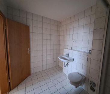 Sanierte 2 Raum-Wohnung mit Aufzug mit tollen Blick über Sandersdorf - Foto 3