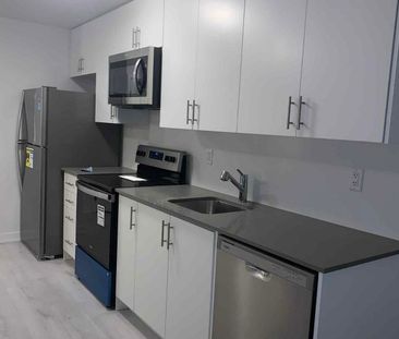 For Lease - 3401 Ridgeway Drive Unit# 415, Mississauga, Ontario - Photo 3