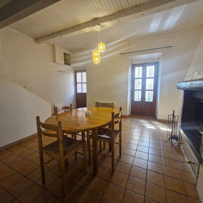 Location Maison 4 pièces 75m² - Photo 1