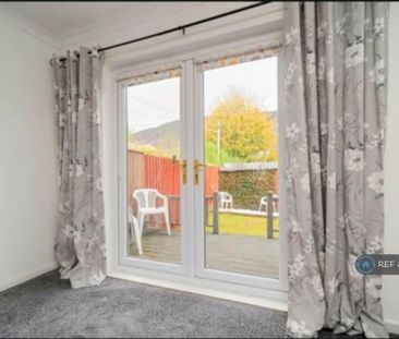 3 bedroom terraced house to rent - Photo 4