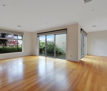 4 Vine Court, Bentleigh East. - Photo 1