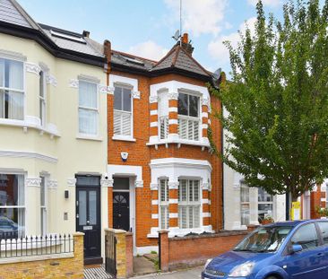 1 bedroom in a house share to rent - Photo 1