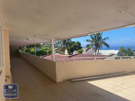 Location Appartement 2 pièces 36m² ST DENIS 97400 - Photo 4