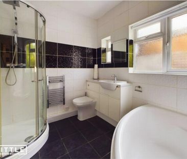 3 bedroom terraced house to rent - Photo 6