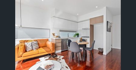 Modern townhouse - close to it all! - Photo 3