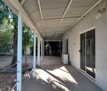 Large house close to town. - Photo 4