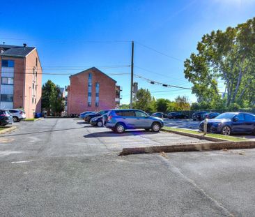 648 Av. Ampère, app.3, H7N 6E6, Laval - Photo 2