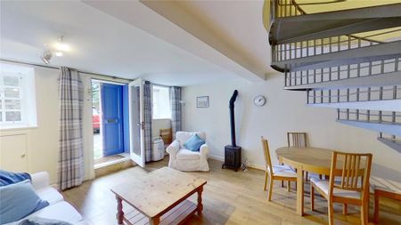 2 bedroom terraced house to rent - Photo 4