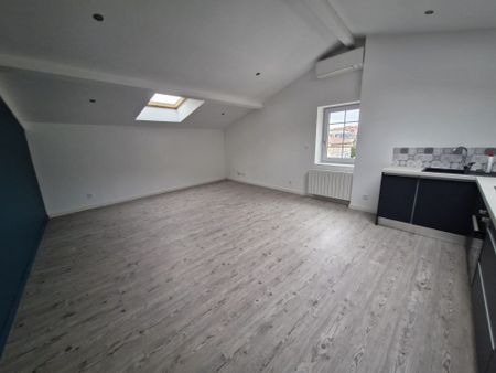 Location Appartement 4 pièces 75m² VIENNE 38200 - Photo 5