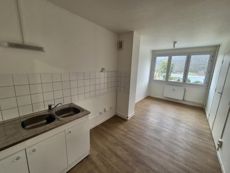 Appartement T4-77m² - Photo 3