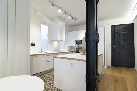 Calle de Apodaca, Madrid, Community of Madrid 28004 - Photo 5