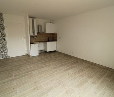 Studio Guyancourt 24 m² - Photo 3