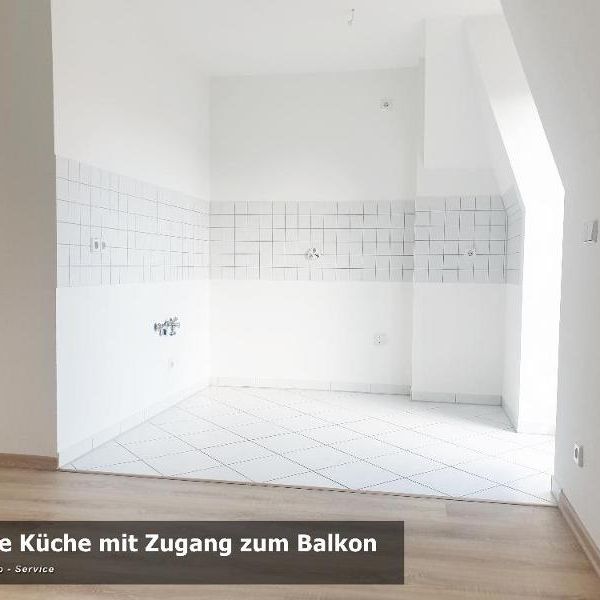 Helle, gemütliche 2-Raum Wohnung. Balkon mit tollem Ausblick. - Foto 1