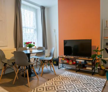 5 bedroom house to rent - Photo 1