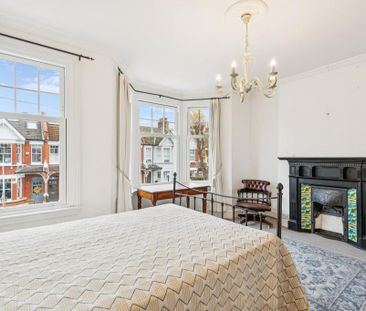 4 bedroom terraced house to rent - Photo 4