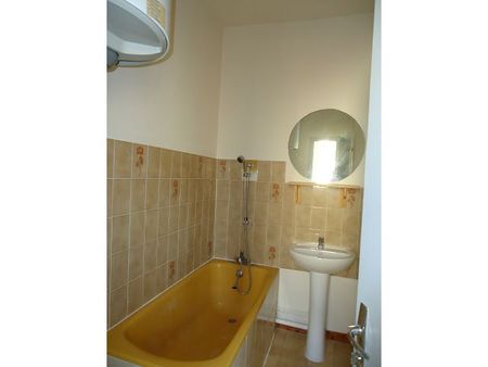 Location Appartement 2 pièces 46m² NEVERS 58000 - Photo 5