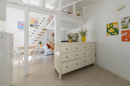 Calle de San Vicente Ferrer, Madrid, Community of Madrid 28004 - Photo 2