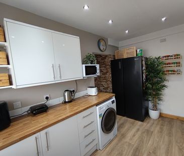 Room in a Shared Flat, Honeybog Road, G52 - Photo 6