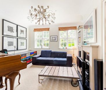 4 bedroom terraced house to rent - Photo 1