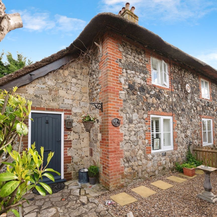 Flint cottages, Manor Road, Hayling I... - Photo 1