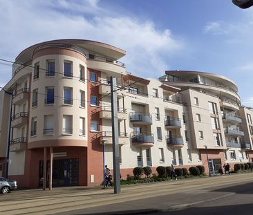 Location Appartement 2 pièces 49m² SOTTEVILLE LES ROUEN 76300 - Photo 4