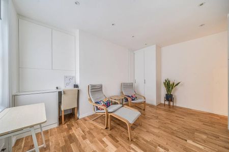 Studio to rent - Photo 5