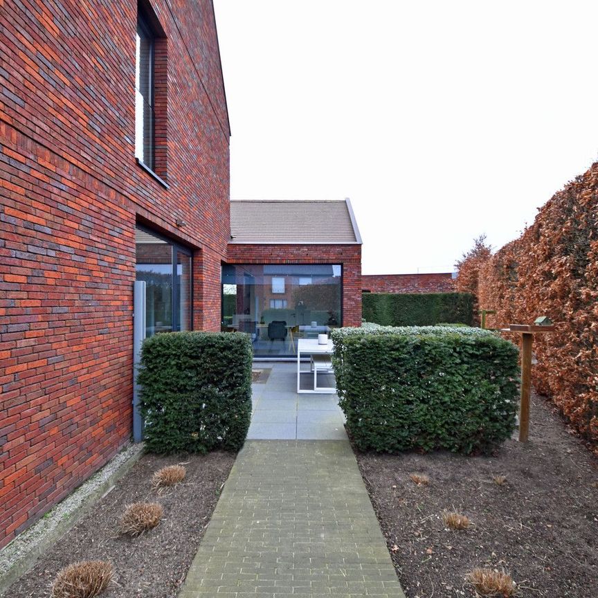 Prachtige moderne woning met luxueuze afwerking in Waarschoot! - Foto 1