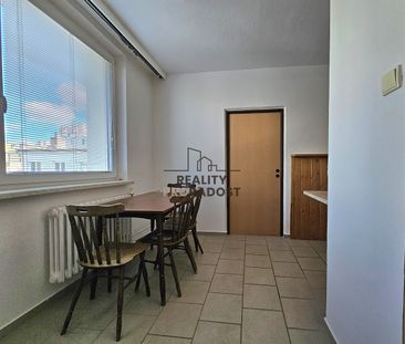 Pronájem bytu 2+1 60 m² - Photo 2