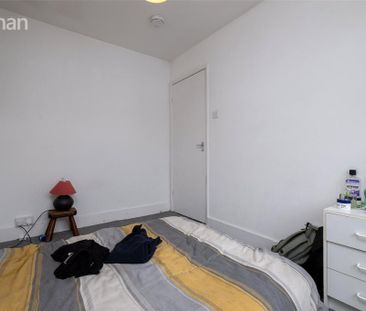 4 bedroom terraced house to rent - Photo 5