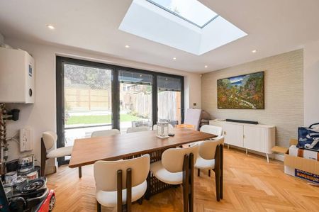 5 bedroom terraced house to rent - Photo 5