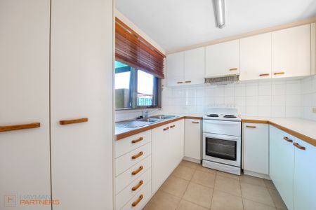 2A Corrigan Place, Isaacs ACT 2607 - House For Rent | Domain - Photo 5